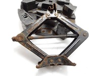 фото thumb №7, Домкрат ключ болт вкладка ford focus mk3