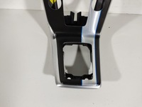 фото thumb №2, Volvo v40 12- рамка радио панель обдув