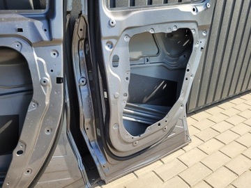 фото thumb №13, Дверь правые передние задние mercedes gla w247 a2477224201 a2477320601