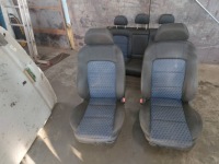 фото thumb №1, Сидіння ковшові комплект лівий правий заднє сидіння задня seat toledo ii