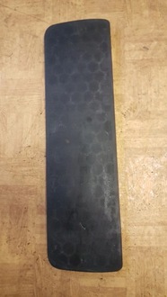 фото thumb №1, A4 b6 b7 решітка захист динаміка задня 8e5035405