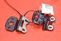 фото thumb №1, Петля петли дверь правый перед mercedes clk w208 coupe lift 99-03