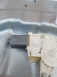 фото thumb №10, Mercedes ml w164 05-11podnośnik скло лівий перед