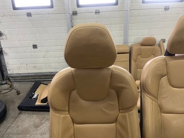 фото thumb №6, Volvo s90 надпись сиденья кожаные вентилируемые з підігрівом обшивки дверь