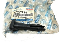 фото thumb №1, Втулка направляюча підголівник сидіння daewoo lanos 96267106 96258477 oe!