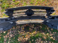 фото thumb №9, Mercedes 205 kompletny бампер з решітка радіатора колір 149