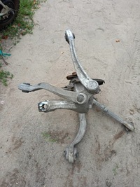 фото thumb №1, Поворотна опора ступиця lewaaudi a4 b6 b7