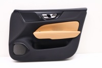 фото thumb №1, Volvo v60 ii обшивка дверь правый перед 30747502, 31490902