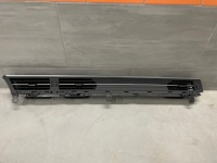 фото thumb №1, Решётка обдув консоли a6 c8 4k1820902 idealna