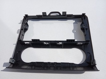 фото thumb №5, Ford focus mk2 2004-07r. - панель рамка