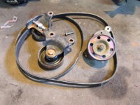 Corolla e12 02-03 натягувач ролик ремінь комплект  2.0 d4d Зі Шроту, фото thumb