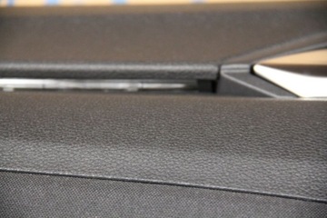 фото thumb №3, Tapiverka боковина двері зад лівий vw golf viii led