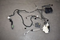 фото thumb №1, Замок доводчик двері правий задня porsche panamera 971 1