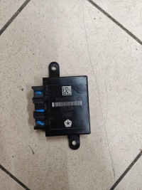 Купити Модуль підсилювача паркування jeep gladiator 04672768ae, фото thumb