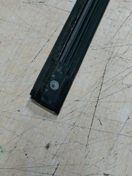 фото thumb №5, Планка скла двері лівий bok chrysler pacifica 16 -