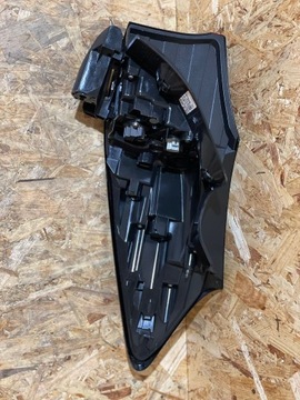 фото thumb №9, Лампа зад задня права toyota yaris cross 23r оригінал європа