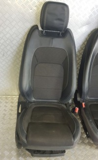 фото thumb №6, Jaguar xf x260 r sport сидіння підігрів заднє сидіння чорні напівшкіра europa kpl