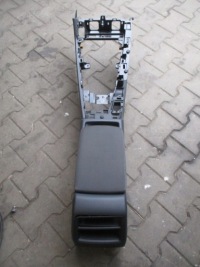 фото thumb №1, Тунель підлокітник audi a4 8w0863300