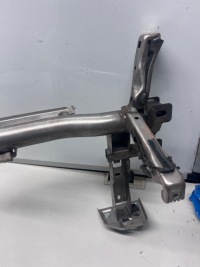 Idealny каркас балка консолі bmw g01 g02 1 Недорого, фото thumb