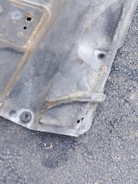 Mercedes w176 накладка підвіска нижня права Київ, фото thumb