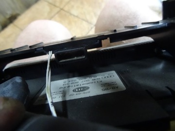 фото thumb №11, Audi a4 b5 1.6b 98' панель середній рамка перемикач