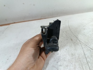 фото thumb №5, Ручка крышки багажника mazda 3 bk 03-07