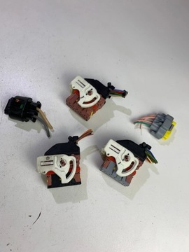 фото thumb №7, Штекеры штекер разъём коробка предохранителей bsm r09 peugeot 207 citroen c