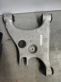 Подвеска поворотный кулак задняя левая приводной вал рычаг амортизатор левый задний  tesla s Киев, фото thumb