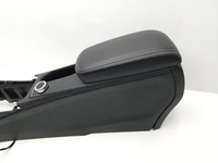 фото thumb №6, Mercedes-benz cla c117 x117 w117 2017 підлокітник тунель середнього