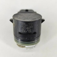 Tesla model 3 2021 с передний датчик парковки pdc Недорого, фото thumb