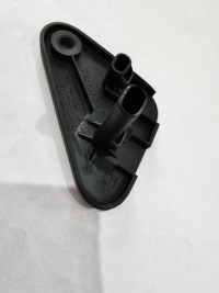 фото thumb №6, Volvo v40cc левое верхний держатель радиатор 30723366
