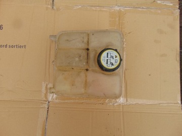 фото thumb №1, Бачок розширювальний focus mk3 c-max 2 2.0 tdci