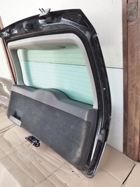 фото thumb №6, Volvo v50 захист оббивка кришки задня задній багажника лак 019 чорний