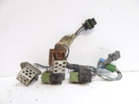 фото thumb №1, Citroen c5 i 01r жгут электропроводка штекер вентилятора резистор 2.2 hdi