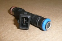 фото thumb №1, Инжектор топлива оригинал 8200227124 renault duster