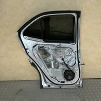 фото thumb №4, Двері задні ліві toyota yaris cross гібрид 2023 рік