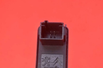 фото thumb №7, Вимикач підйому скла правий перед 9662297xt peugeot 5008 1 i 09-13