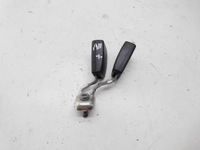 фото thumb №1, Застібка ременя сидіння середня 1k0857739h vw golf v задня оригінал