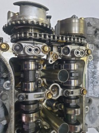 фото thumb №8, Головка правая двигателя lexus is ii 2.5 v6 4gr