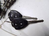 фото thumb №5, Toyota auris i 06-09 5d замок зажигания ключи вкладка