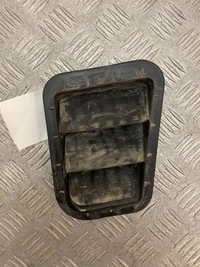 фото thumb №7, Hyundai kona i 2020 решётка вентиляционная pod бампером задним