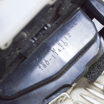 фото thumb №7, Nissan leaf ii ze1 2018 перед сторона ліва вставка do замка двері