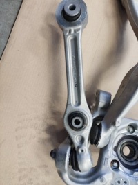 фото thumb №9, Поворотна опора права kpl mercedes gt amg 2903321600 нова