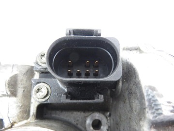 фото thumb №7, Дроссельная заслонка vw golf iv 1.8 06a133064m