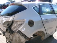 фото thumb №1, Opel astra j 5d хетчбек крила задня правий чверть z167