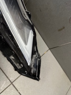 фото thumb №6, Лампа правые перед lexus nx ii eu повреждённая