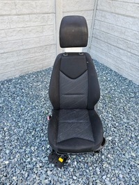 фото thumb №1, Сидіння лівий перед peugeot 3008 #1838