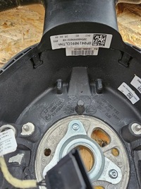 фото thumb №12, Воздуховод audi a3 8p кожа лепестки переключения 8p0419091cl