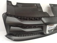 фото thumb №3, Dacia оригінальний номер 62 31 039 71r решітка радіатора