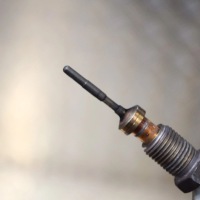 фото thumb №6, Mercedes-benz c w205 2016 датчик температури оливи